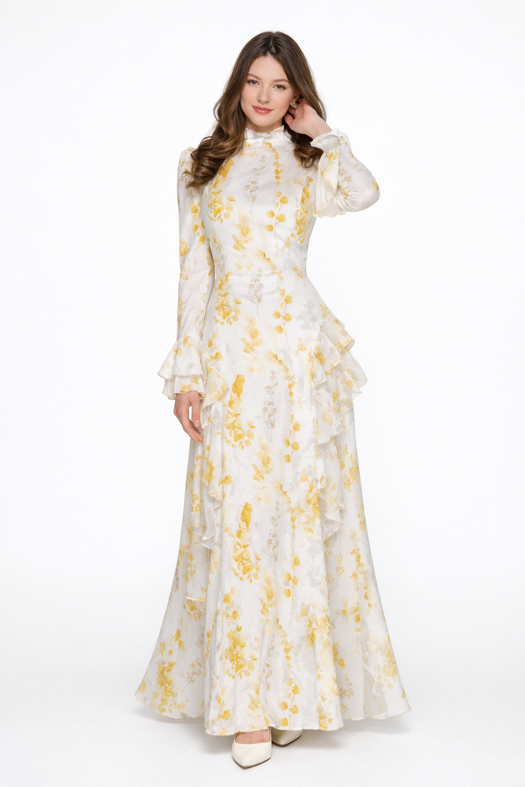 Vestido largo asimétrico beige con cuello vuelto y estampado pictórico