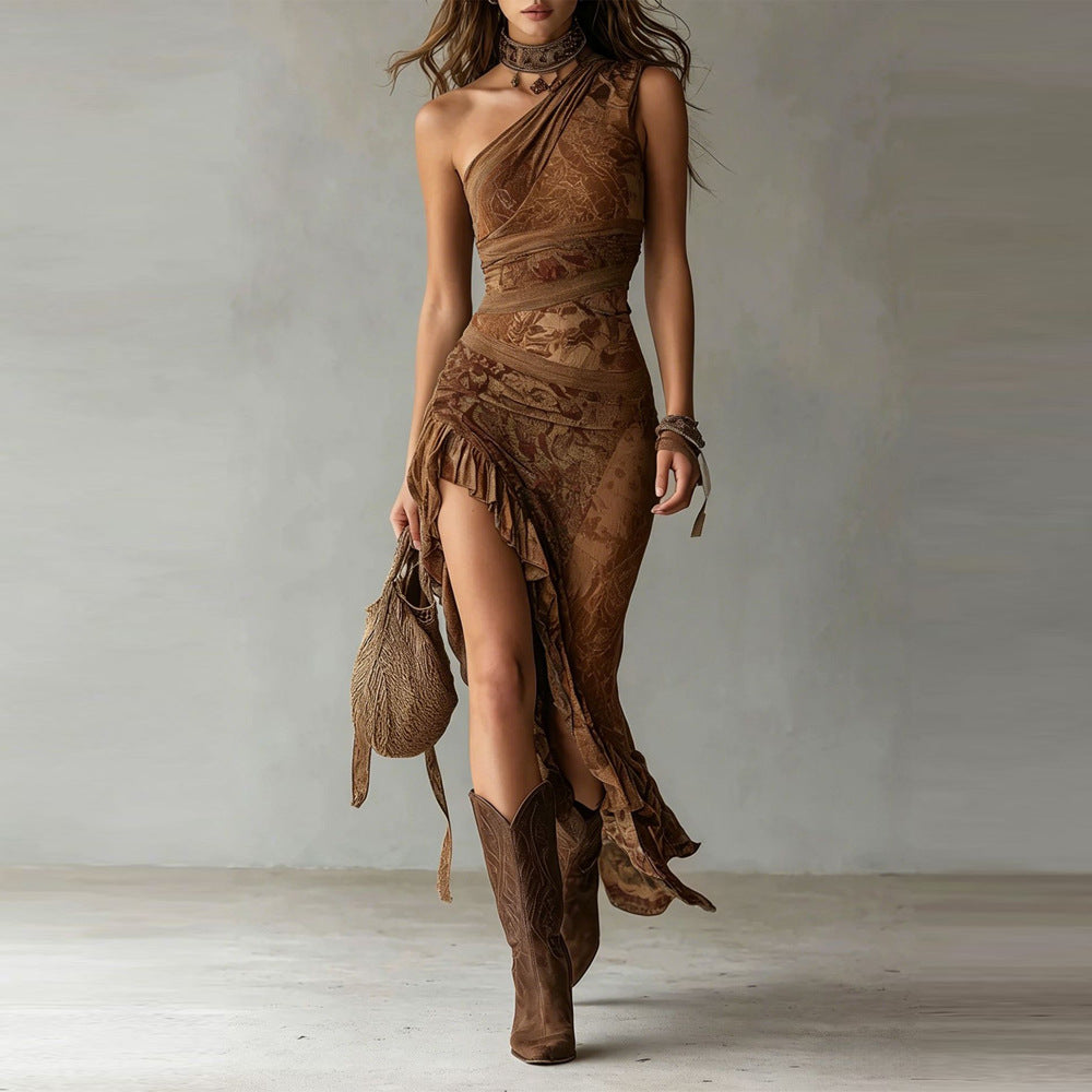 Vestido largo asimétrico de estampado audaz con abertura
