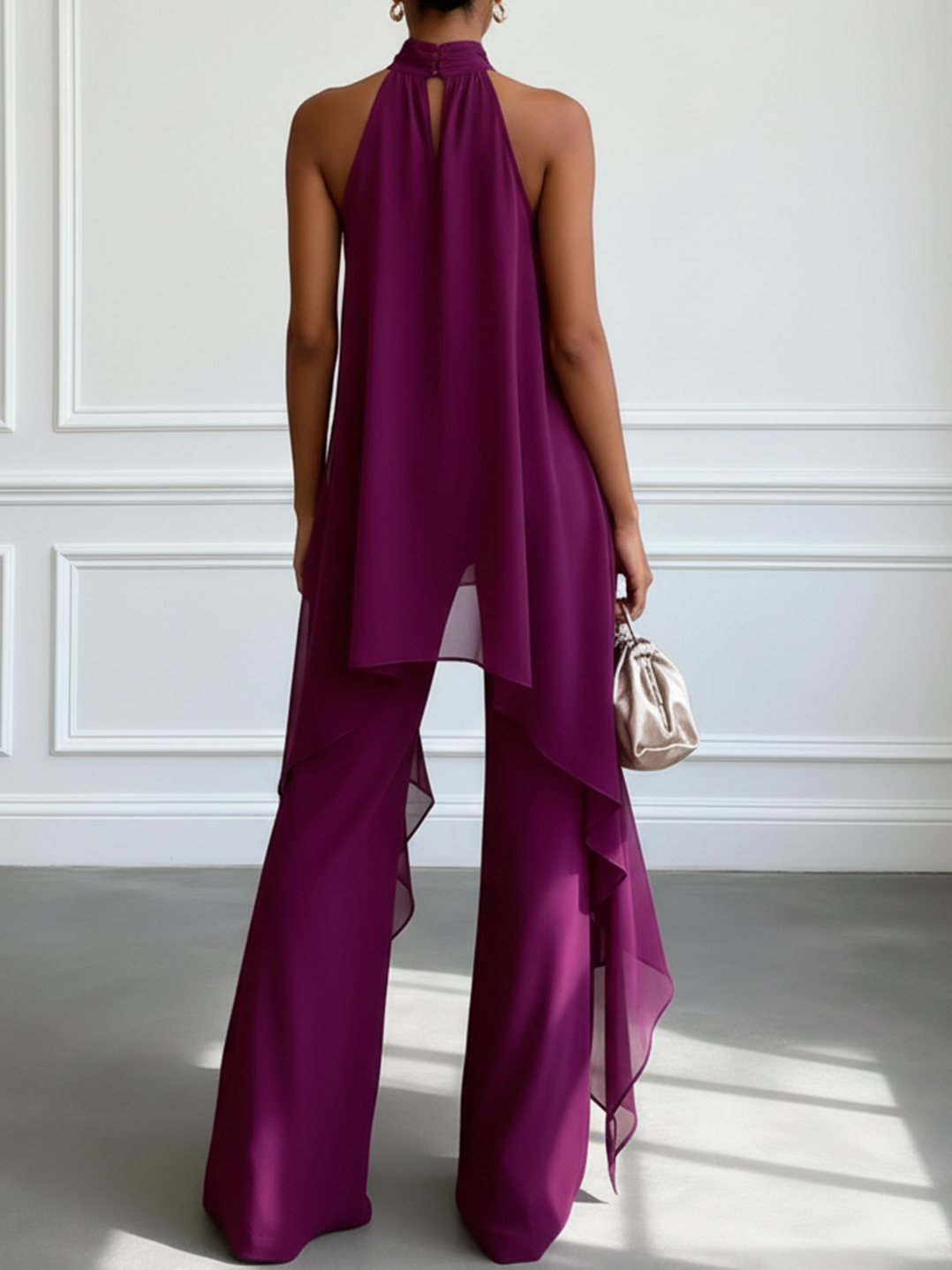 Conjunto de cuello halter y pantalón violeta