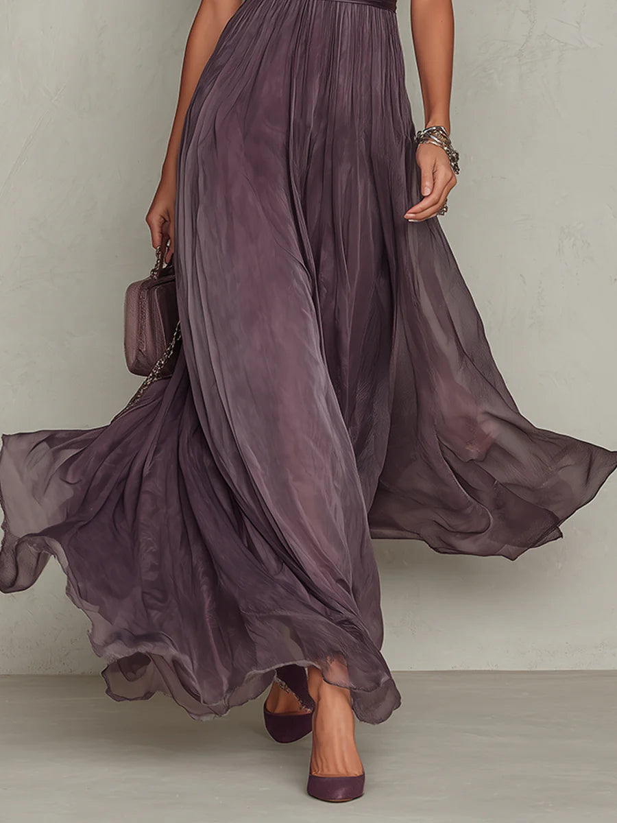 Vestido largo violeta con escote gota y ribete de encaje