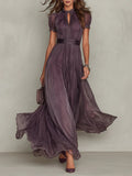 Vestido largo violeta con escote gota y ribete de encaje