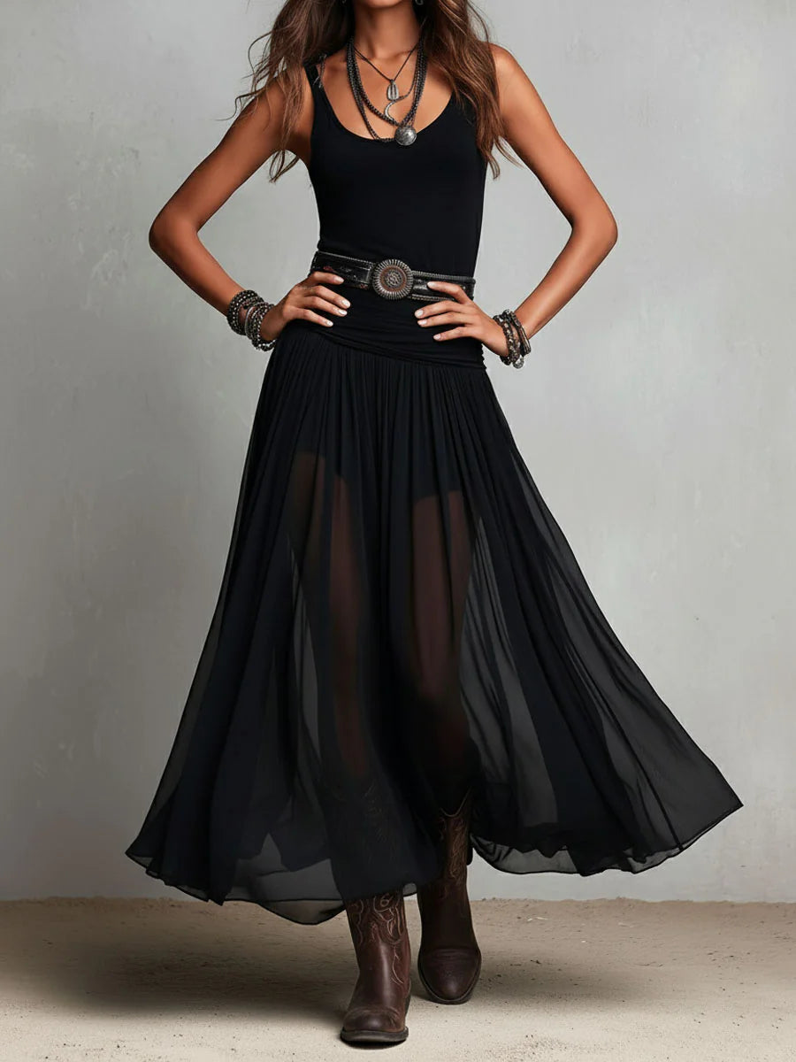 Vestido largo negro sin mangas con falda de tul y cinturón