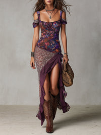 Vestido largo violeta con estampado de leopardo y flores y abertura alta