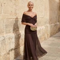 Vestido largo floral con escote en V