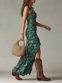Vestido largo bohemio fruncido con estampado floral y abertura lateral